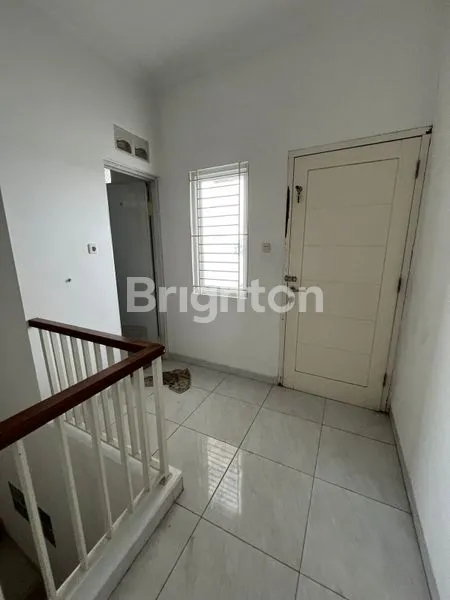 image RUMAH JELAMBAR 4X15 SIAP HUNI (6)