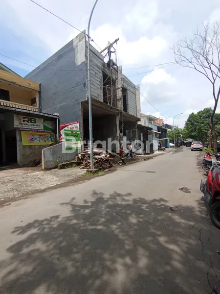 image SOHO BARU GRESS NOL JALAN LOKASI RAMAI COCOK UTK KANTOR / USAHA DEKAT UPN MERR RUNGKUT (2)
