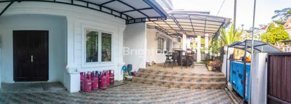image RUMAH BESAR 2 LANTAI SIAP HUNI DI PERUMAHAN BALIKPAPAN BARU (7)