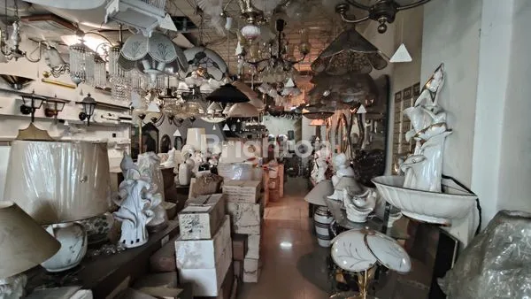 image RUKO LATUMENTEN 4 LANTAI COCOK UNTUK USAHA DAN BEBAS BANJIR (4)