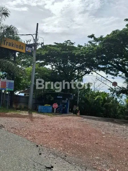 LAHAN STRATEGIS PINGGIR JALAN RAYA KARIANGAU