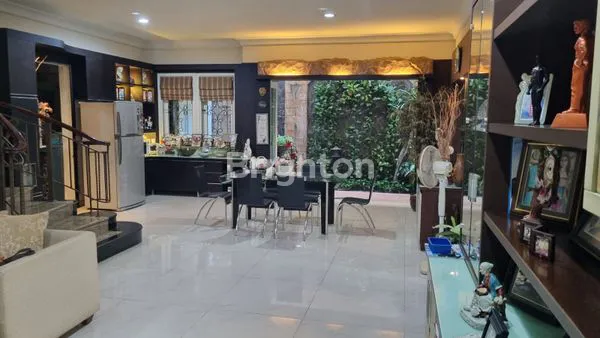 image RUMAH REGENCY 21 MEWAH STRATEGIS SURABAYA TIMUR (2)