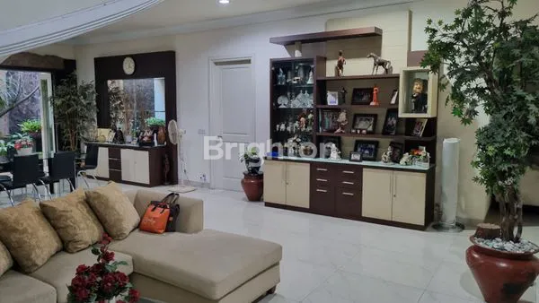 image RUMAH REGENCY 21 MEWAH STRATEGIS SURABAYA TIMUR (3)