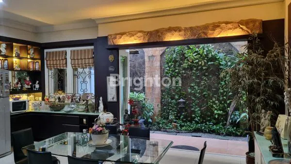 image RUMAH REGENCY 21 MEWAH STRATEGIS SURABAYA TIMUR (4)