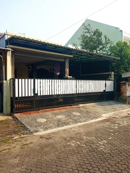 image DIJUAL CEPAT RUMAH TAMAN ROYAL 1 (1)