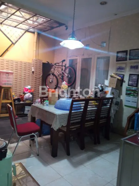 image DIJUAL CEPAT RUMAH TAMAN ROYAL 1 (4)