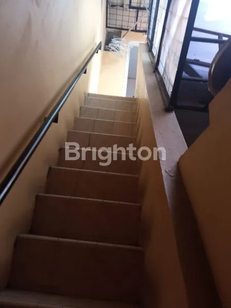 image DIJUAL CEPAT RUMAH TAMAN ROYAL 1 (7)