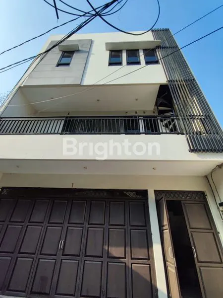 image DIJUAL RUMAH 4 LANTAI DI BANDENGAN UTARA, JAKARTA UTARA (1)