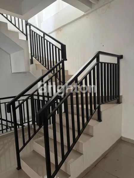 image DIJUAL RUMAH 4 LANTAI DI BANDENGAN UTARA, JAKARTA UTARA (4)