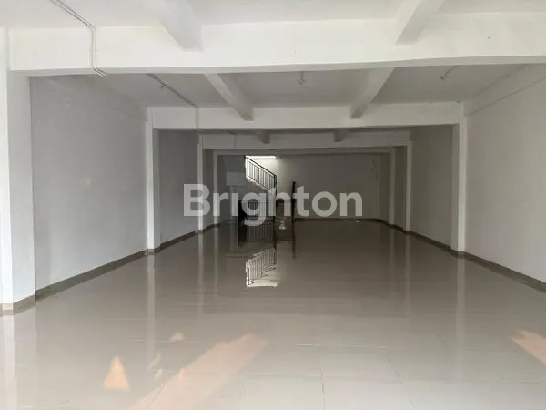 image DIJUAL RUMAH 4 LANTAI DI BANDENGAN UTARA, JAKARTA UTARA (3)