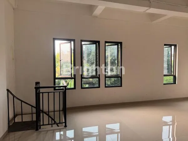 image DIJUAL RUMAH 4 LANTAI DI BANDENGAN UTARA, JAKARTA UTARA (6)