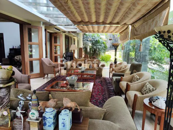 image RUMAH BESAR LUAS DI LEBAK BULUS - TENANG,NYAMAN,STRATEGIS,EKSKLUSIF (3)