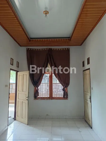 image RUMAH MEWAH STRATEGIS DI PUSAT KOTA DEPOK (6)