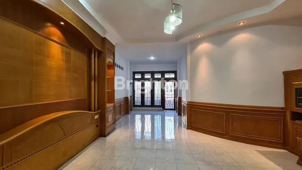 image RUMAH MEWAH HARGA BERSAHABAT (5)