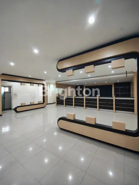 image RUKO KEDUNGDORO PUSAT KOTA SURABAYA, LOKASI STRATEGIS, BAGUS DAN TERAWAT (5)