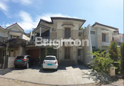 image RUMAH MEWAH MODERN TERAWAT 2 LANTAI LOKASI DHAMAHUSADA REGENSI (1)