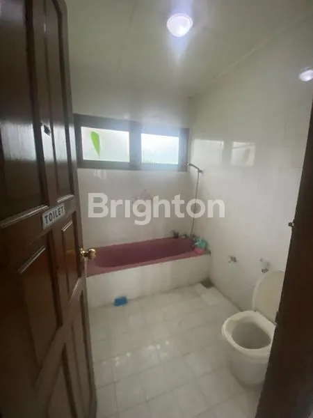 image RUMAH MEWAH  DI JANTUNG CIPETE, KEBAYORAN BARU (5)