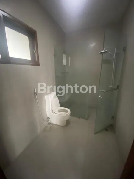 image RUMAH MEWAH  DI JANTUNG CIPETE, KEBAYORAN BARU (8)