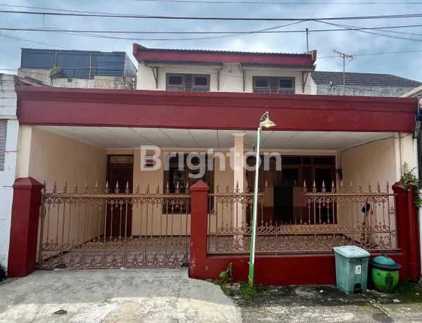 HOT LISTING !! RUMAH AREA SAWOJAJAR JALAN DANAU DANAU AREA STRATEGIS LINGKUNGAN TERBENTUK DEKAT BANYAK FASILITAS UMUM DAN PUSAT PERBELANJAAN DI KOTA MALANG