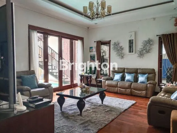 image RUMAH MEWAH  FULL FURNISH  RENON (3)