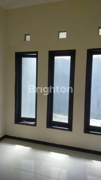 image RUMAH SIAP HUNI BARU RENOVASI PONDOK TJANDRA SEMANGKA SIDOARJO DEKAT MERR, TOL WARU JUANDA, RUNGKUT, PONDOK CHANDRA, PONDOK CANDRA (2)
