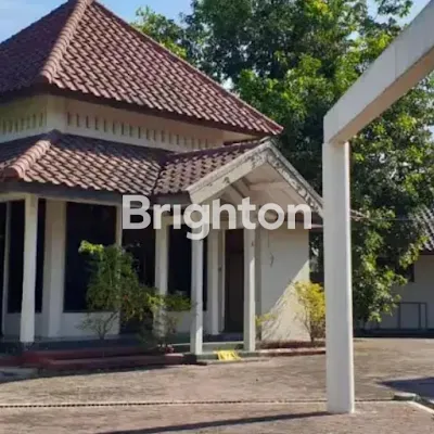 image RUMAH MEGAH DI TROSOBO UTAMA (4)