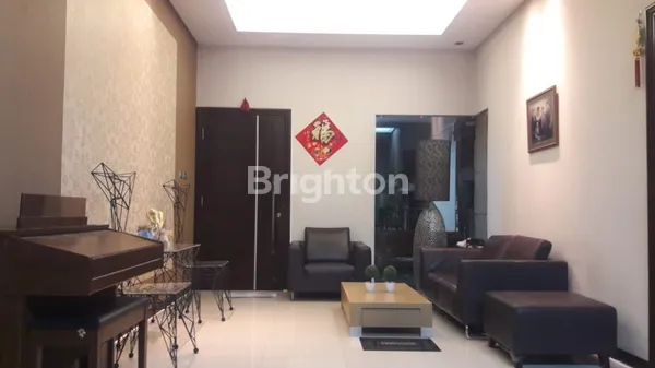 image RUMAH DARMO PERMAI TIMUR (2)