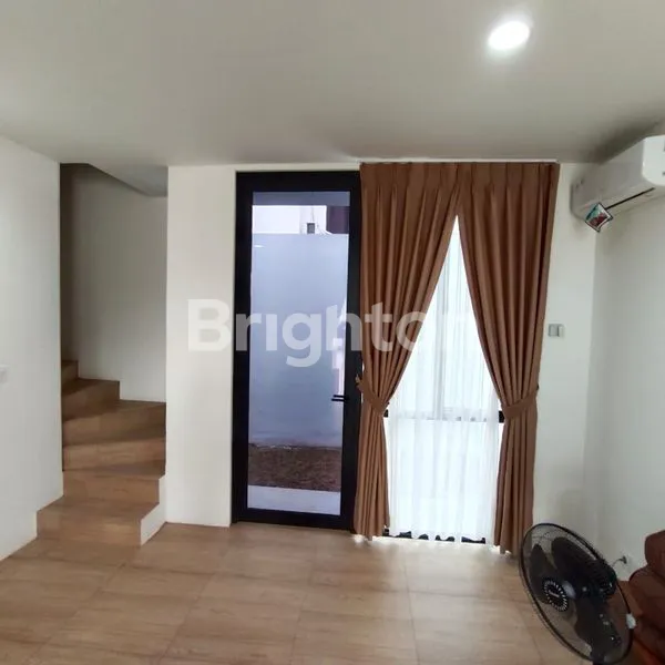 image RUMAH 2 LT SIAP HUNI DI CENDANA PARC LIPPO KARAWACI TANGERANG  (2)