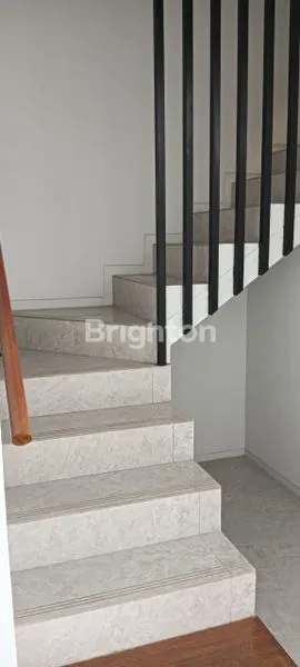 image DIJUAL RUMAH MEWAH 3 LANTAI  CILANDAK JAKARTA SELATAN (5)