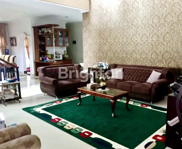 image JUAL RUMAH LUX 2 LANTAI HOOK DEKAT SUMMARECON SOEKARNO HATTA BANDUNG (3)