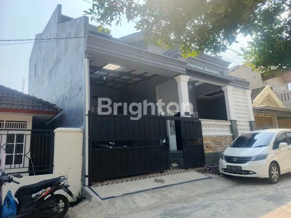 image JUAL CEPAT RUMAH BAGUS BARU RENOVASI SIAP HUNI 2 LANTAI ADA ROOFTOP AREA OPI JAKABARING (1)