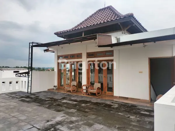 image RUMAH GUDANG KANTOR KADIPIRO (3)