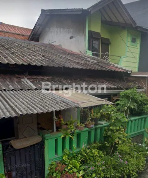 image RUMAH 1,5 LANTAI DI SEMPER JAKARTA UTARA (2)