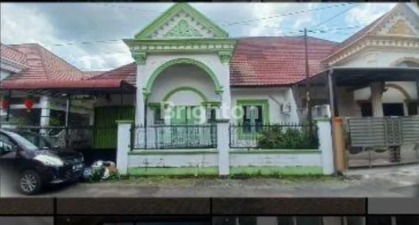 RUMAH DIJUAL / DISEWAKAN DI KELAPA GADING PERMATA,. PONTIANAK