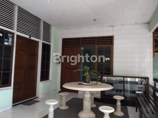 image RUMAH BESAR STRATEGIS PINGGIR JALAN DI SOMPOK SEMARANG (6)