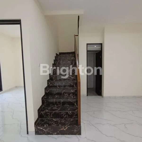 image MULYOSARI, RUMAH MINIMALIS, 2 LANTAI, LEBAR 8, SURABAYA TIMUR (6)