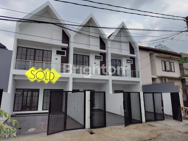 image RUMAH MERUYA UTARA BRAND NEW 4X16 (1)