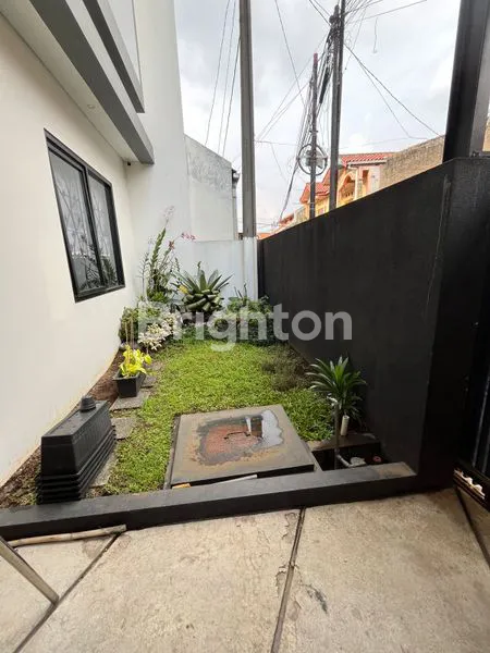 image RUMAH BARU MINIMALIS TERAWAT SIAP HUNI DI KOMPLEK PHARMINDO (7)