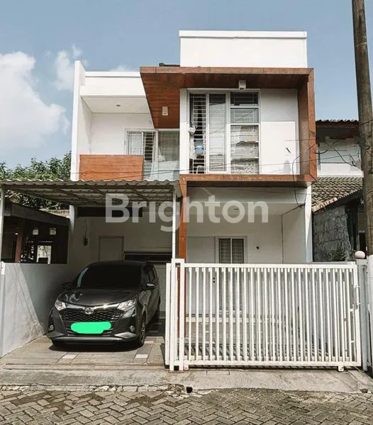 image RUMAH CANTIK 2 LANTAI DI GRAHA RAYA, DEKAT TOL (1)