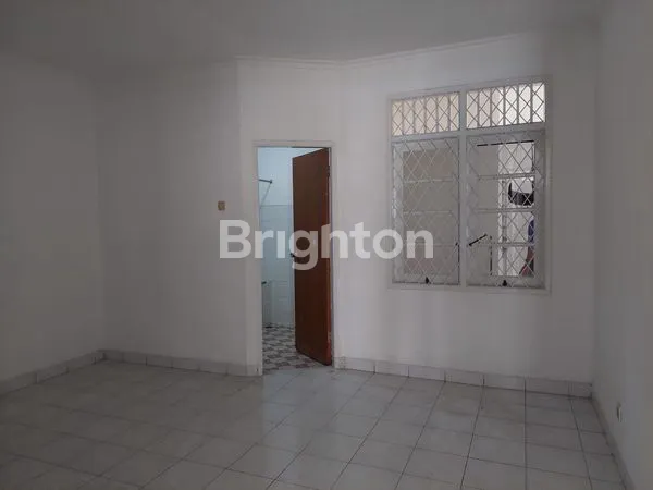 image RUMAH DIJUAL HARGA CANTIK LOKASI MENARIK (5)