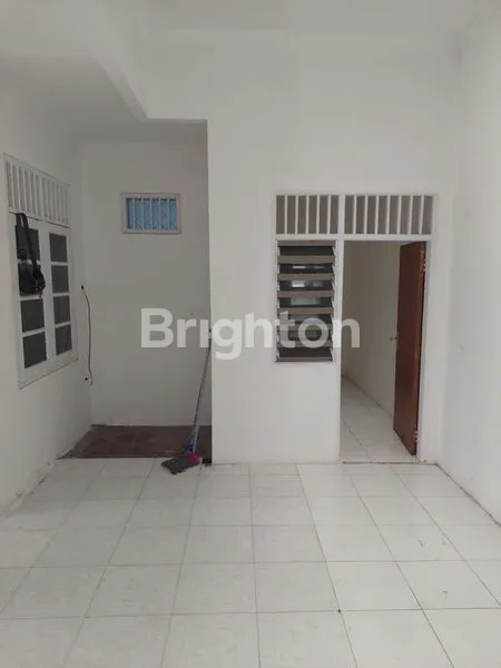 image RUMAH DIJUAL HARGA CANTIK LOKASI MENARIK (4)