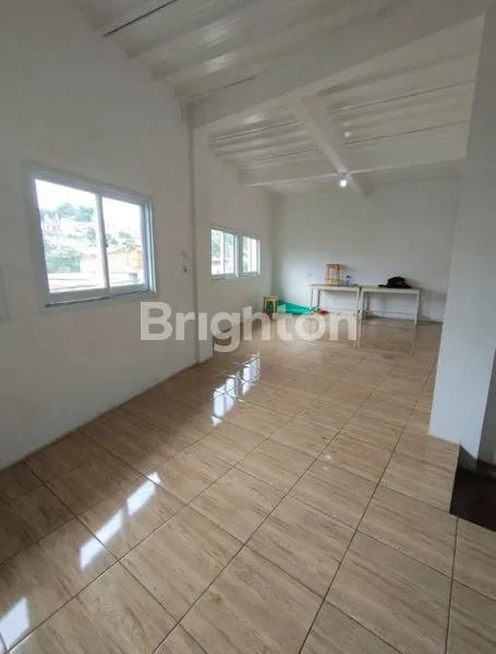 image DIJUAL GOR DAN RUMAH BISA DIPAKAI USAHA (4)