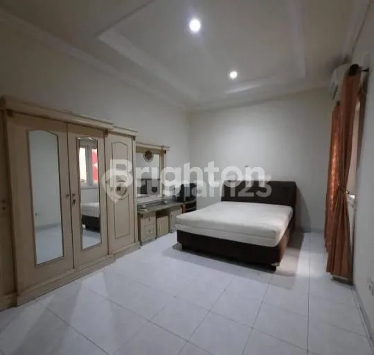 image RUMAH TENGGILIS UTARA DEKAT UBAYA SIAP HUNI (6)