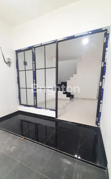 image RUMAH BARU 2 LANTAI MERUYA JAKARTA BARAT (8)