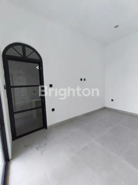 image VILLA 3 BR VIEW CANTIK READY DI LOKASI PREMIUM CANGGU (7)