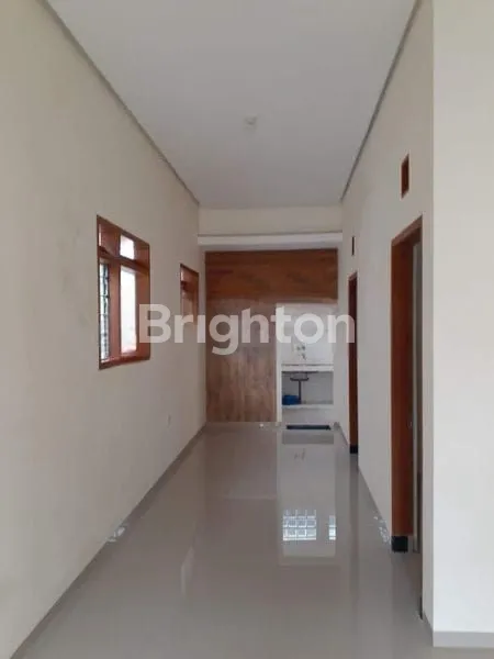 image RUMAH MINIMALIS 2 LANTAI BERSIH TERAWAT AREA CANDI² - KOTA MALANG (3)
