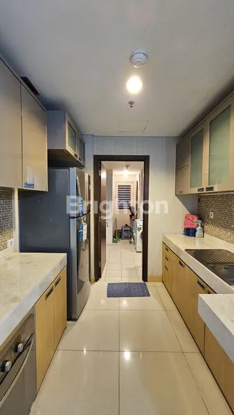 image “RAPI, CANTIK, DAN PRAKTIS – APARTEMEN 3BR DENGAN PRIVATE LIFT LANGSUNG KE PARKIR. (7)