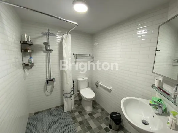 image DIJUAL CEPAT  APARTMENT/ KONDOMINIUM GOLF KARAWACI 3BR  FURNISHED (7)