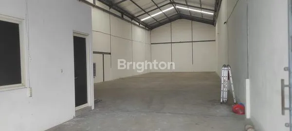 image GUDANG SIAP PAKAI_LOKASI PREMIUM  SIDOARJO  (2)