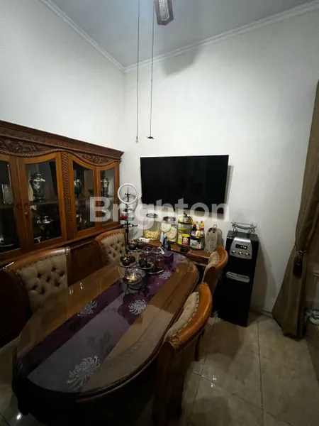 image RUMAH BAGUS TERAWAT SIAP HUNI TEBET JAKARTA SELATAN (4)